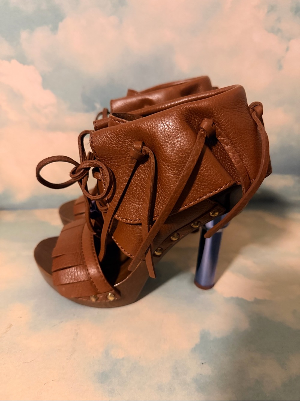 Louis Vuitton Sandals - Picture 2 of 15